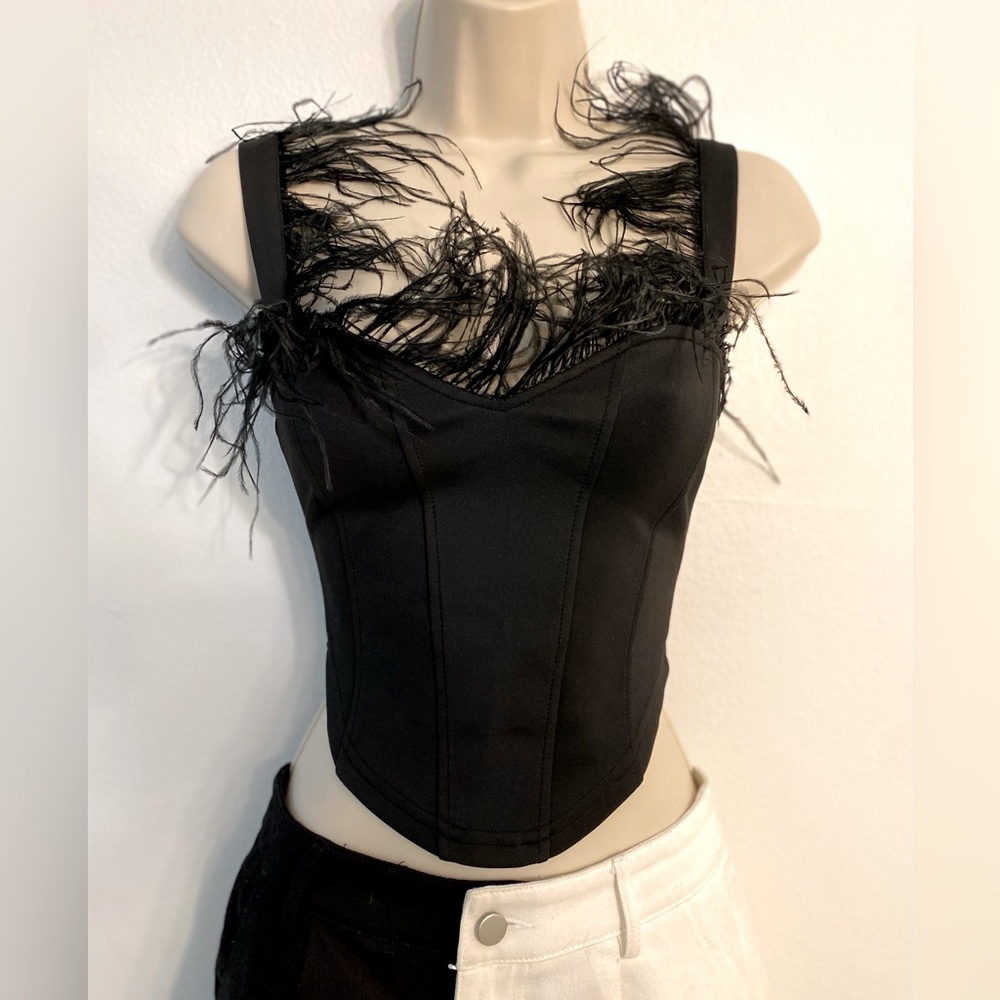 Feathered Black Top